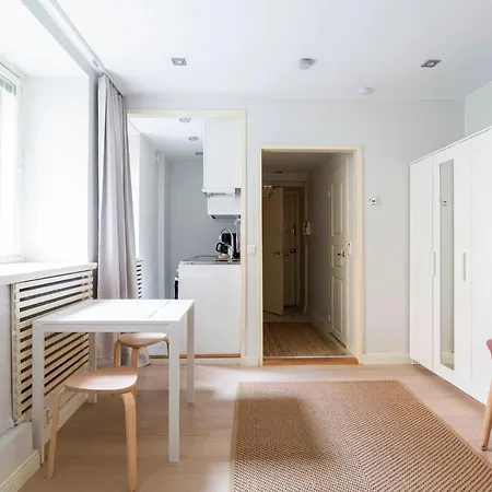 2ndhomes Stylish Studio In The Middle Of The City Center Huoneisto